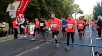 Uluslararası İzmir Maratonu başladı