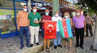 ALTSO destek için esnafa Azerbaycan ve Türk bayrakları dağıttı