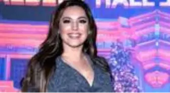 Kelly Brook kimdir? Kelly Brook kaç yaşında? Kelly Brook boy ve kilosu nedir? Kelly Brooke hangi filmlerde oynadı? Kelly Brook sevgilisi kim?