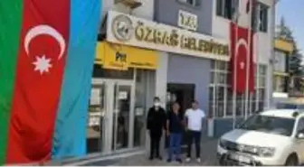 Özbağ Belediyesinden Azerbaycan'a bayraklı destek