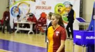 İzmit Belediyespor'dan iki transfer birden