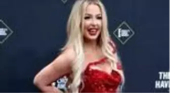 Tana Mongeau kimdir? Kaç yaşında, nereli, mesleği ne? Hayatı ve biyografisi hakkında bilgiler