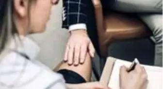 Danimarka'da siyasi partide taciz skandalı! Genel başkan görevinden istifa etti