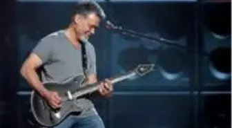 Kansere yakalanan ünlü gitarist Eddie Van Halen hayatını kaybetti