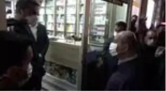 Bakan Soylu, Yüksekova'da esnafı ziyaret etti