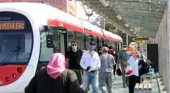 Tramvay yolcu sayıları pandemi döneminde 5 milyondan fazla azaldı