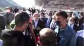 Bakan Karaismailoğlu, Yüksekova'yı ziyaret etti