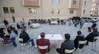İpekyolu Kaymakamı Sinan Aslan'ın mahalle ziyaretleri sürüyor