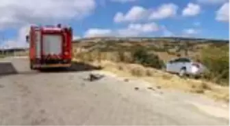 Manisa'da iki otomobil çarpıştı: 3 yaralı
