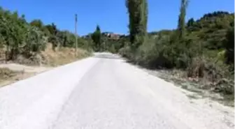 Traktörlerin bile gidemediği yol yenilendi