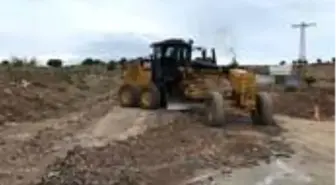 Çan'da beton köy yolu alt yapı çalışmaları başladı