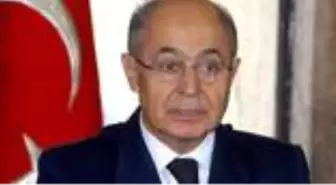 Ahmet Necdet Sezer kimdir? Ahmet Necdet Sezer kaç yaşında? Ahmet Necdet Sezer kaç yaşında?