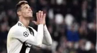 İtalya Spor Bakanı: Ronaldo koronavirüs protokolünü çiğnedi