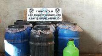 Samanların arasına gizlenmiş 2 ton sahte içki ele geçirildi