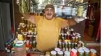 240 çeşit turşu yapan restoran işletmecisi: Turşu sirkeyle yapılır