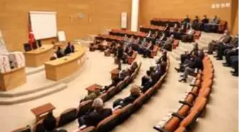 Başkan Besim Dutlulu muhtarları konuk etti