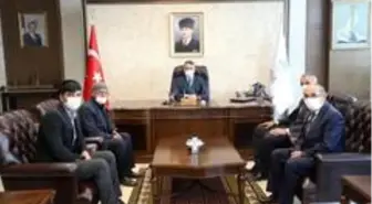 Vali Oktay Çağatay muhtarları makamında kabul etti