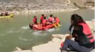 Terörden temizlenen Zap Vadisi'nde 'Rafting Şampiyonası'na hazırlanıyorlar