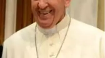 Papa Francis: Eşcinseller de aile kurma hakkına sahiptir