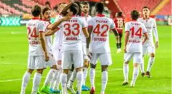 Samsunspor'da 25 farklı futbolcu forma şansı buldu