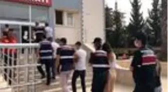 Virüslü linklerle sosyal medya hesaplarını ele geçirip, 400 bin TL'lik vurgun yaptılar