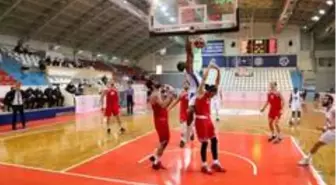 Erkekler Basketbol 1. Ligi: Kocaeli BŞB Kağıtspor: 75 Samsunspor: 62