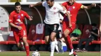 TFF 1. Lig: Ümraniyespor: 1 Altınordu: 1