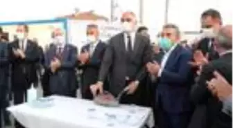 Bakan Ersoy 5 bin yıllık Tuz Mağarasını gezdi