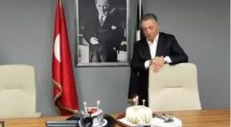 Ahmet Nur Çebi'nin doğum günü kutandı