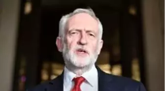 İngiltere İşçi Partisi, eski lideri Jeremy Corbyn'in parti üyeliğini askıya aldı