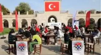 Sporcular Battalgazi'nin tarihi mekanlarında buluştu