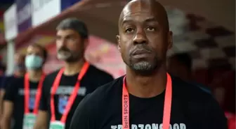 Son Dakika: Trabzonspor, Eddie Newton'ın sözleşmesini karşılıklı olarak feshetti