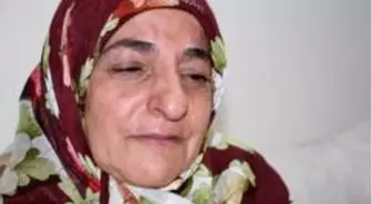 Elazığ depreminde kızını kaybeden anne: 'Onların acısı benim acımdır'