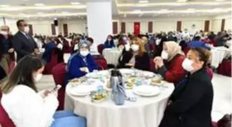 AK Parti Mamak İlçe Teşkilatı'ndan vefa yemeği