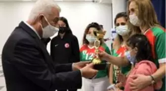 Atatürk Kupası kadınlar voleybol turnuvası sonuçlandı