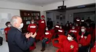 Başkan Zolan, İzmir depreminin kahramanlarını ziyaret etti