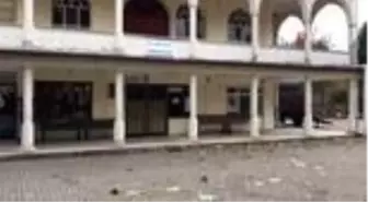 Çınarık köyünde cami ve kahvehaneler kapatıldı