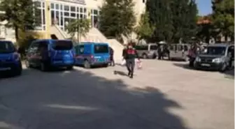 Son Dakika | Yaşlı çift cinayetinde gözaltına alınan 6 kişi adliyeye sevk edildi