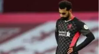 Mısırlı ünlü futbolcu Salah koronayı kardeşinin düğününde kaptı