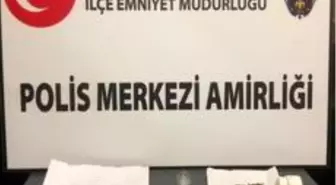 Otomobilde uyuşturucu ele geçirildi