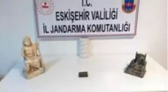 Jandarmaya tarihi eserleri satmaya çalıştılar