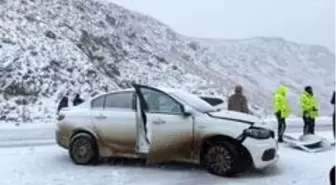 Son dakika haber! Erzincan'da trafik kazası: 5 yaralı