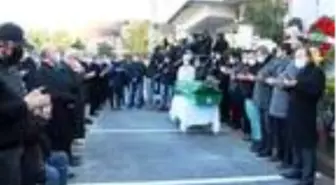 Koronavirüsten ölen eski belediye başkanı, toprağa verildi