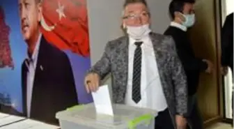 AK Parti Bilecik İl Başkan adayının belirlenmesi için temayül yoklaması başladı