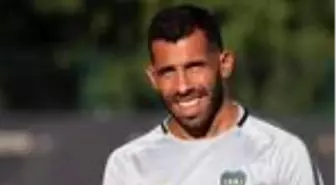 Carlos Tevez kimdir, kaç yaşında? Carlos Tevez futbolu bıraktı mı? Carlos Tevez hangi takımda oynuyor?