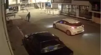 Çaldığı dubayı otomobilin üzerine koyup, ters yönde yoluna devam etti...O anlar kamerada