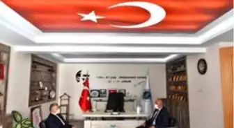 Büyükkılıç, Özvatan ve Felahiye'yi ziyaret etti