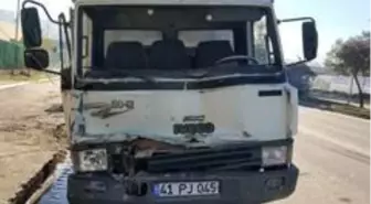 Son dakika haber... Samsun'da 3 kamyonun karıştığı zincirleme kaza: 2 yaralı