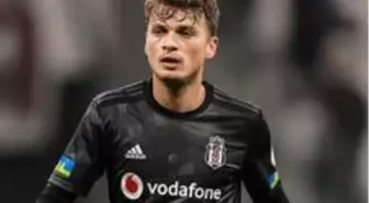 Beşiktaş'ta Adem Ljajic, sakatlığı nedeniyle F.Bahçe maçında oynayamayacak