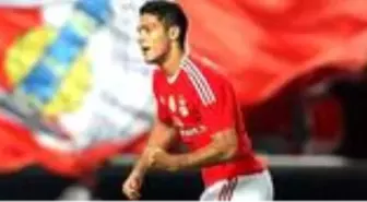 Raul Jimenez kimdir? Raul Jimenez ne sakatlığı yaşadı? Raul Jimenez sağlık durumu ne? Kaç yaşındadır? Hangi takımda oynamaktadır? Nerelidir?